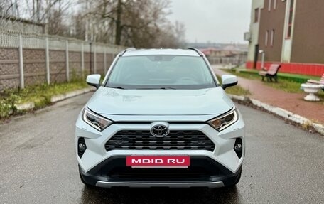 Toyota RAV4, 2021 год, 3 770 000 рублей, 3 фотография