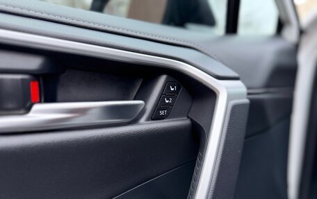 Toyota RAV4, 2021 год, 3 770 000 рублей, 26 фотография