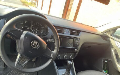 Skoda Octavia, 2018 год, 975 000 рублей, 4 фотография