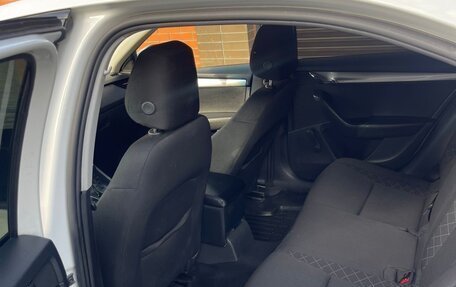 Skoda Octavia, 2018 год, 975 000 рублей, 7 фотография