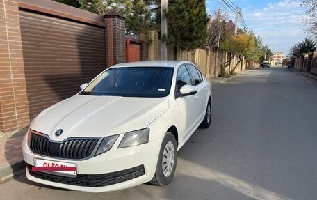 Skoda Octavia, 2018 год, 975 000 рублей, 3 фотография