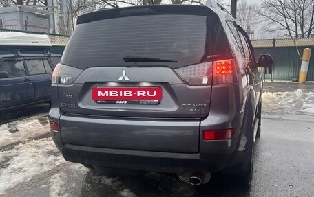 Mitsubishi Outlander III рестайлинг 3, 2007 год, 900 000 рублей, 6 фотография