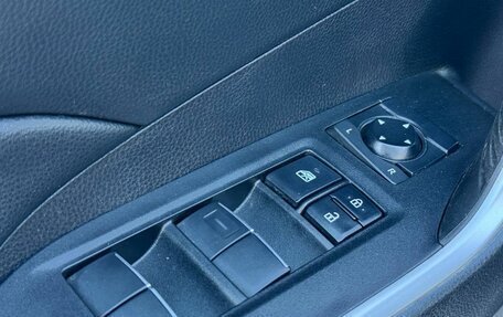 Toyota RAV4, 2021 год, 3 799 999 рублей, 17 фотография