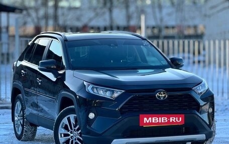 Toyota RAV4, 2021 год, 3 799 999 рублей, 4 фотография
