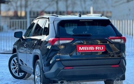 Toyota RAV4, 2021 год, 3 799 999 рублей, 6 фотография