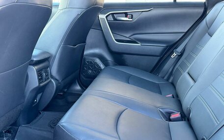 Toyota RAV4, 2021 год, 3 799 999 рублей, 22 фотография