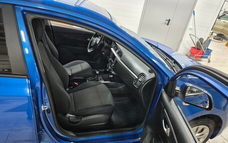 KIA Rio IV, 2017 год, 920 000 рублей, 10 фотография