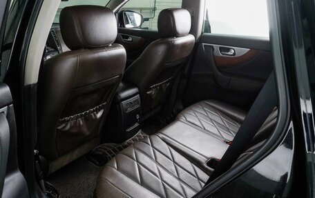 Infiniti QX70, 2016 год, 1 925 000 рублей, 11 фотография