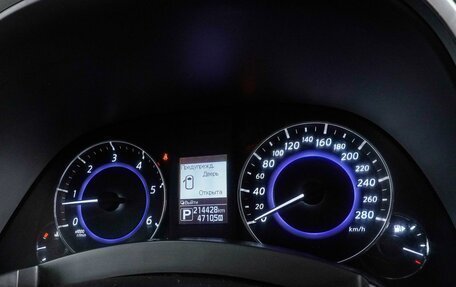 Infiniti QX70, 2016 год, 1 925 000 рублей, 17 фотография