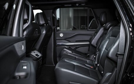 Lincoln Navigator, 2025 год, 18 750 000 рублей, 29 фотография