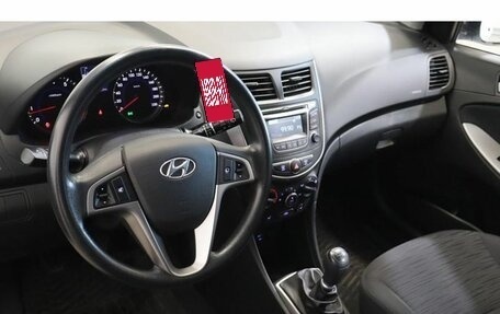 Hyundai Solaris II рестайлинг, 2014 год, 1 199 000 рублей, 6 фотография