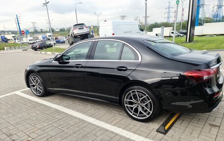 Mercedes-Benz E-Класс, 2021 год, 5 000 000 рублей, 2 фотография