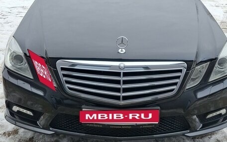 Mercedes-Benz E-Класс, 2011 год, 1 750 000 рублей, 8 фотография