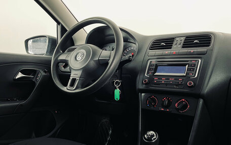 Volkswagen Polo VI (EU Market), 2015 год, 810 000 рублей, 12 фотография