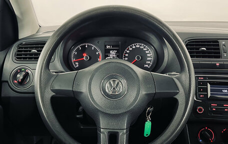 Volkswagen Polo VI (EU Market), 2015 год, 810 000 рублей, 13 фотография