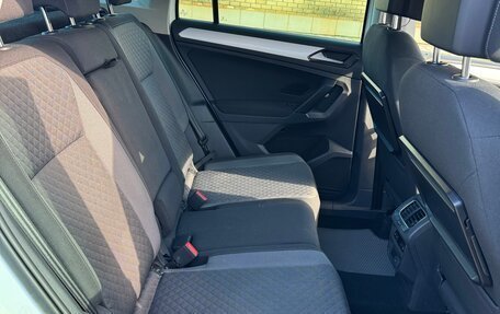 Volkswagen Tiguan II, 2017 год, 1 850 000 рублей, 12 фотография