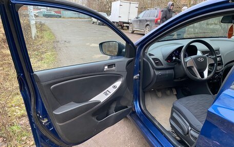 Hyundai Solaris II рестайлинг, 2014 год, 800 000 рублей, 15 фотография