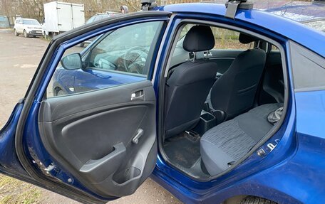 Hyundai Solaris II рестайлинг, 2014 год, 800 000 рублей, 16 фотография