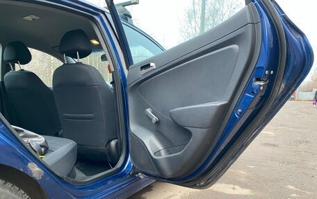 Hyundai Solaris II рестайлинг, 2014 год, 800 000 рублей, 18 фотография