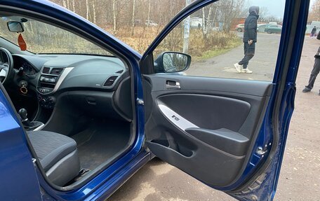 Hyundai Solaris II рестайлинг, 2014 год, 800 000 рублей, 17 фотография