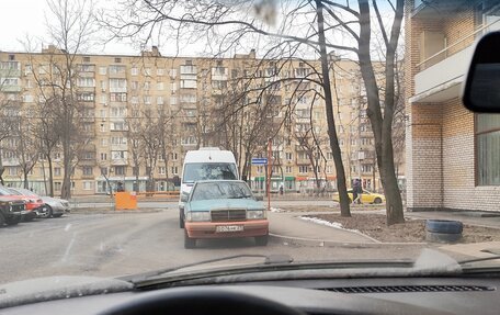 Mercedes-Benz 190 (W201), 1985 год, 140 000 рублей, 5 фотография