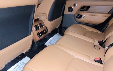 Land Rover Range Rover IV рестайлинг, 2018 год, 7 000 000 рублей, 4 фотография