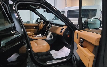 Land Rover Range Rover IV рестайлинг, 2018 год, 7 000 000 рублей, 6 фотография
