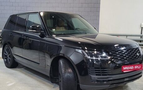 Land Rover Range Rover IV рестайлинг, 2018 год, 7 000 000 рублей, 2 фотография