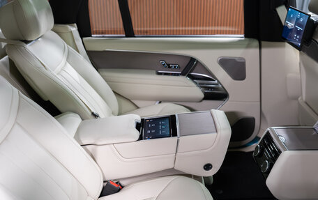 Land Rover Range Rover IV рестайлинг, 2025 год, 27 790 000 рублей, 21 фотография