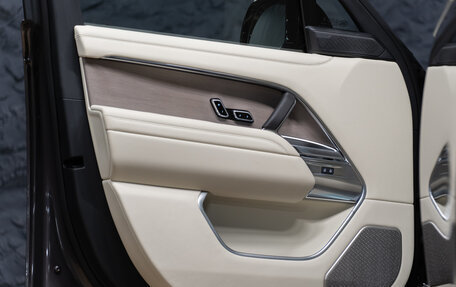 Land Rover Range Rover IV рестайлинг, 2025 год, 27 790 000 рублей, 26 фотография