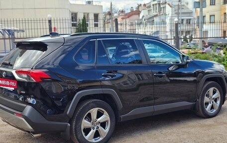 Toyota RAV4, 2021 год, 2 800 000 рублей, 6 фотография