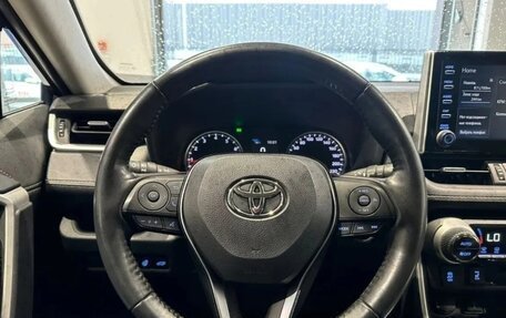 Toyota RAV4, 2021 год, 2 800 000 рублей, 19 фотография