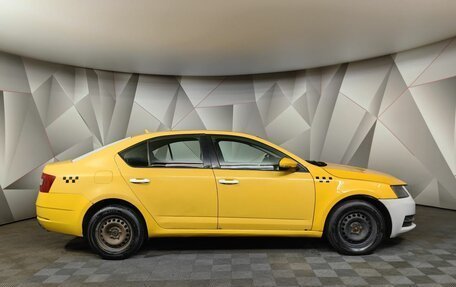 Skoda Octavia, 2017 год, 600 000 рублей, 4 фотография