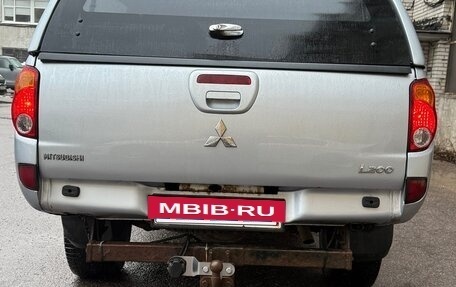 Mitsubishi L200 IV рестайлинг, 2012 год, 1 050 000 рублей, 2 фотография