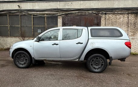 Mitsubishi L200 IV рестайлинг, 2012 год, 1 050 000 рублей, 8 фотография