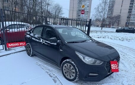 Hyundai Solaris II рестайлинг, 2018 год, 950 000 рублей, 3 фотография