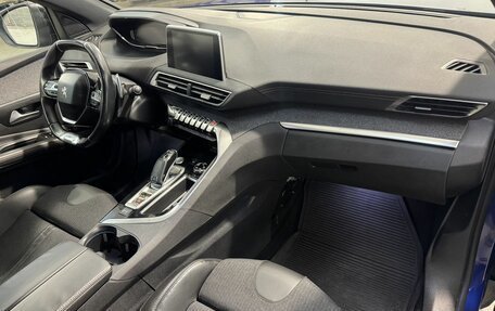 Peugeot 3008 II, 2018 год, 1 999 800 рублей, 3 фотография