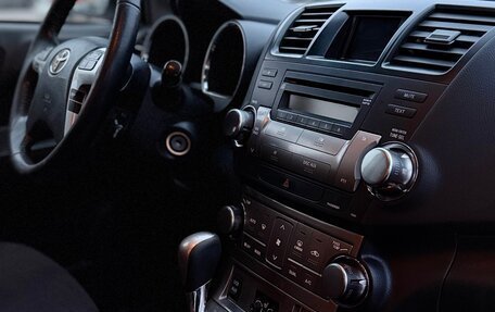 Toyota Highlander III, 2012 год, 1 470 000 рублей, 16 фотография