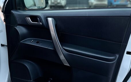 Toyota Highlander III, 2012 год, 1 470 000 рублей, 14 фотография