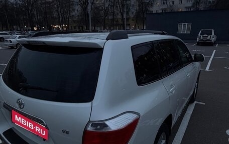 Toyota Highlander III, 2012 год, 1 470 000 рублей, 10 фотография