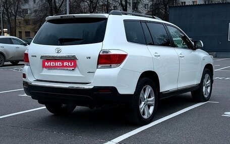 Toyota Highlander III, 2012 год, 1 470 000 рублей, 5 фотография