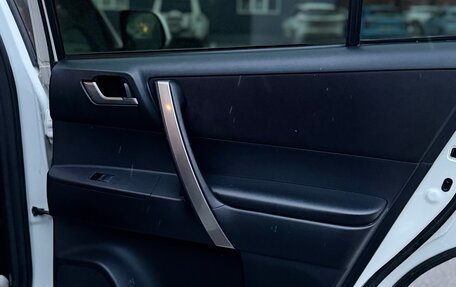 Toyota Highlander III, 2012 год, 1 470 000 рублей, 17 фотография