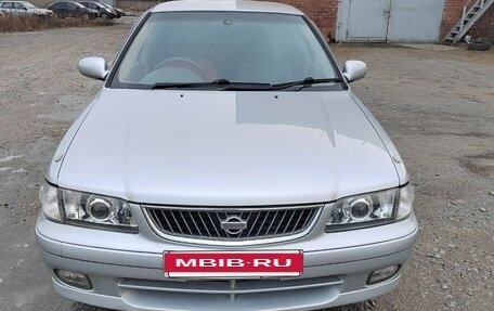 Nissan Sunny B15, 2000 год, 340 000 рублей, 2 фотография