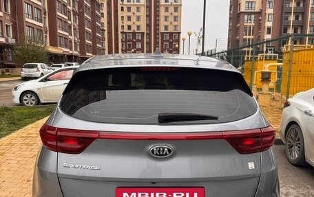 KIA Sportage IV рестайлинг, 2020 год, 2 600 000 рублей, 3 фотография