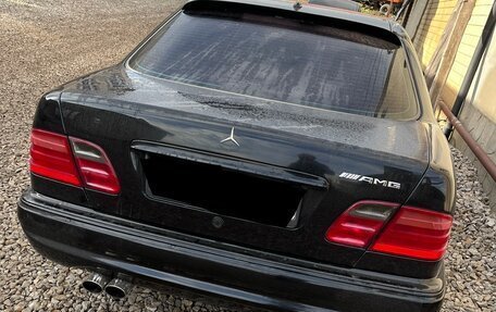 Mercedes-Benz E-Класс, 1999 год, 300 000 рублей, 3 фотография