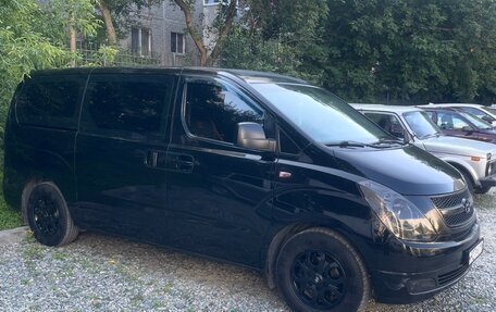 Hyundai Grand Starex Grand Starex I рестайлинг 2, 2014 год, 2 250 000 рублей, 2 фотография