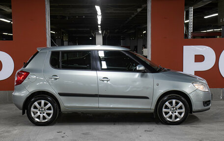 Skoda Fabia II, 2009 год, 549 000 рублей, 4 фотография