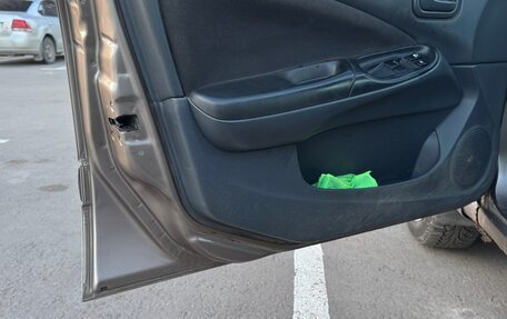 Nissan Almera, 2004 год, 230 000 рублей, 4 фотография