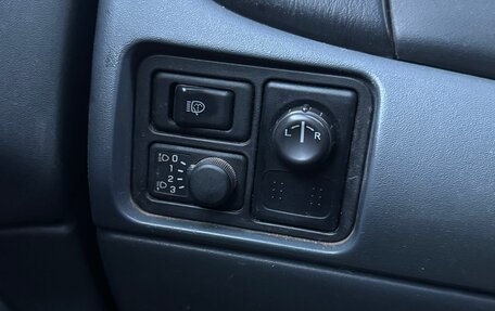 Nissan Almera, 2004 год, 230 000 рублей, 13 фотография