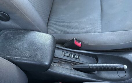 Nissan Almera, 2004 год, 230 000 рублей, 17 фотография